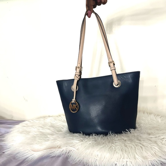 Navy blue Michael Kors bag - Picture 3 of 4